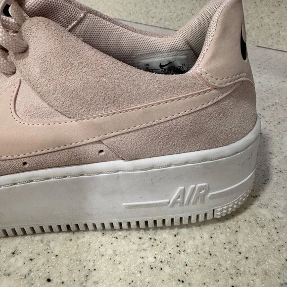 Nike Pink Sneakers - Picture 10 of 13